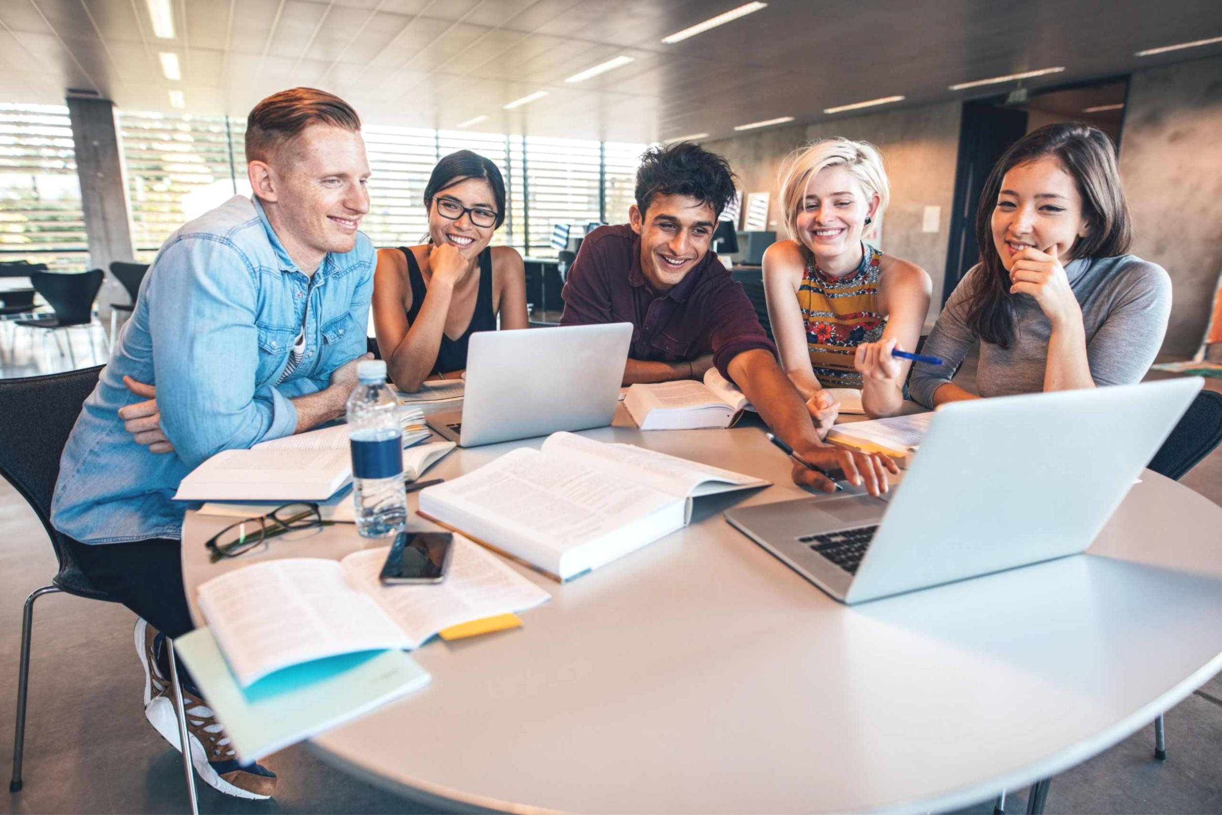 Professional advertising training environment